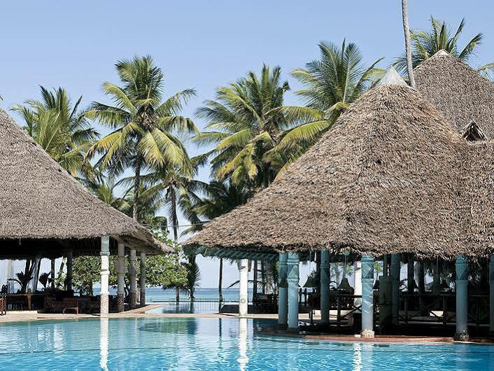 Neptune Village Beach Resort & Spa Galu ภายนอก รูปภาพ